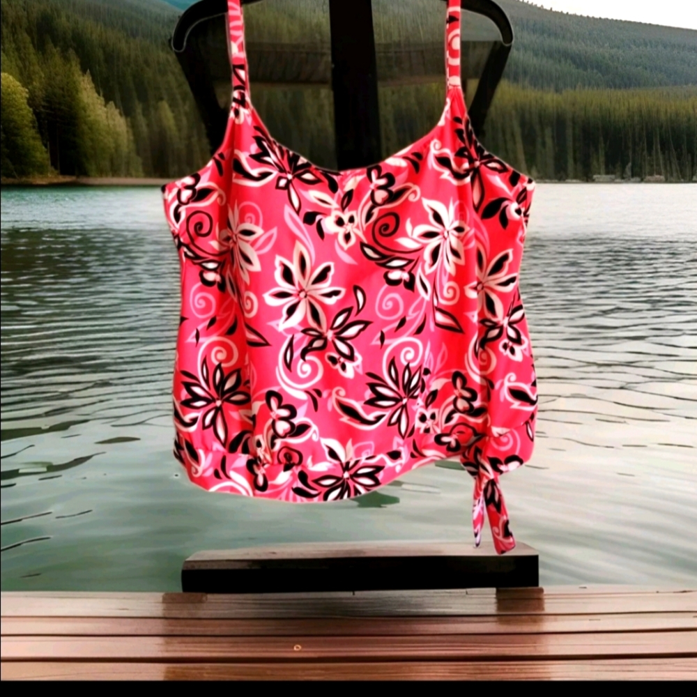 Womens Swim Tankini Top Barefoot Miss Of California Size 24W Floral Multicolor